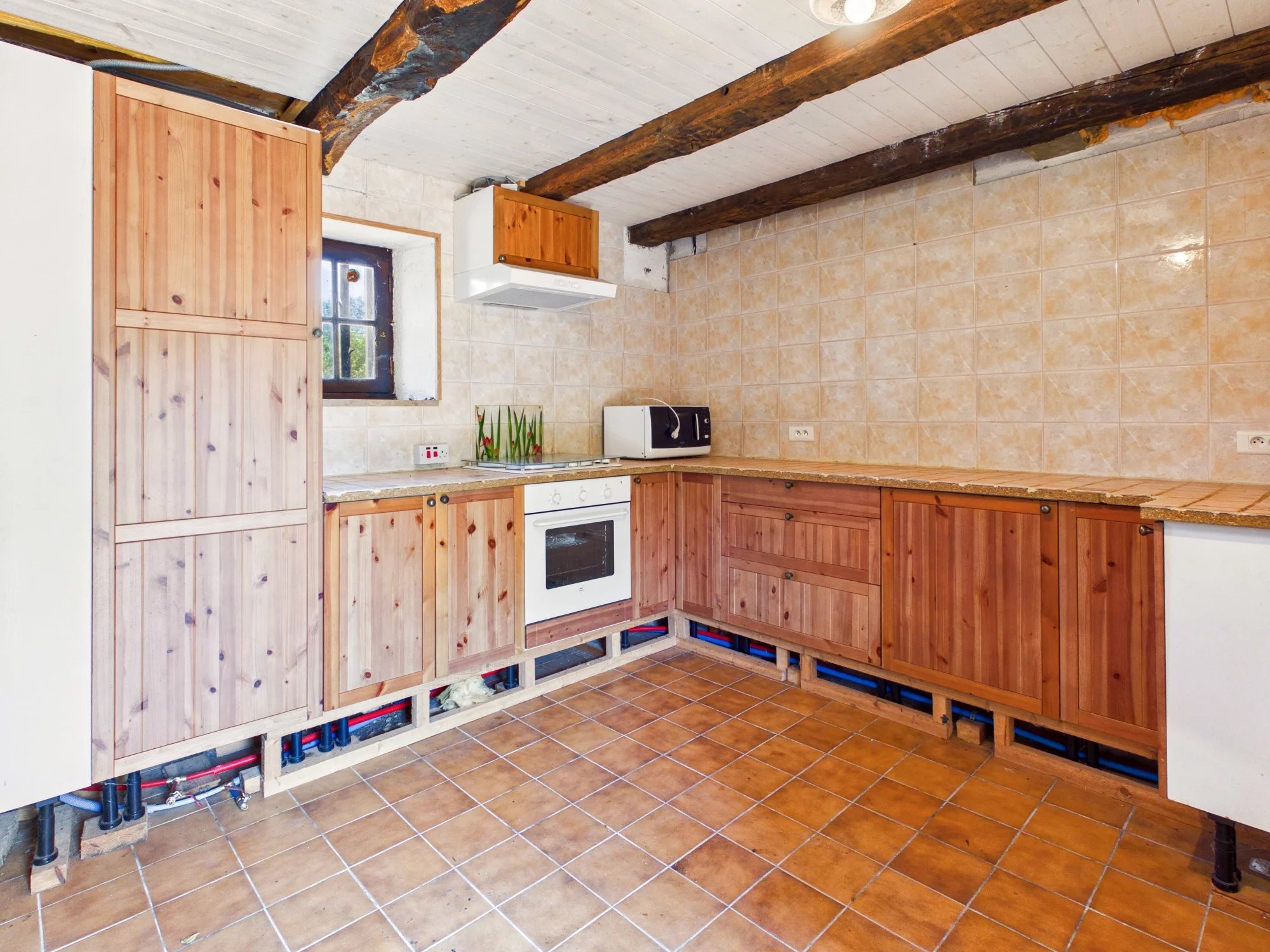 Sector Tarn-Et-Garonne, Charming 2-Bedroom Stone House in Puylagarde, Midi-Pyrénées – France – BVI85745