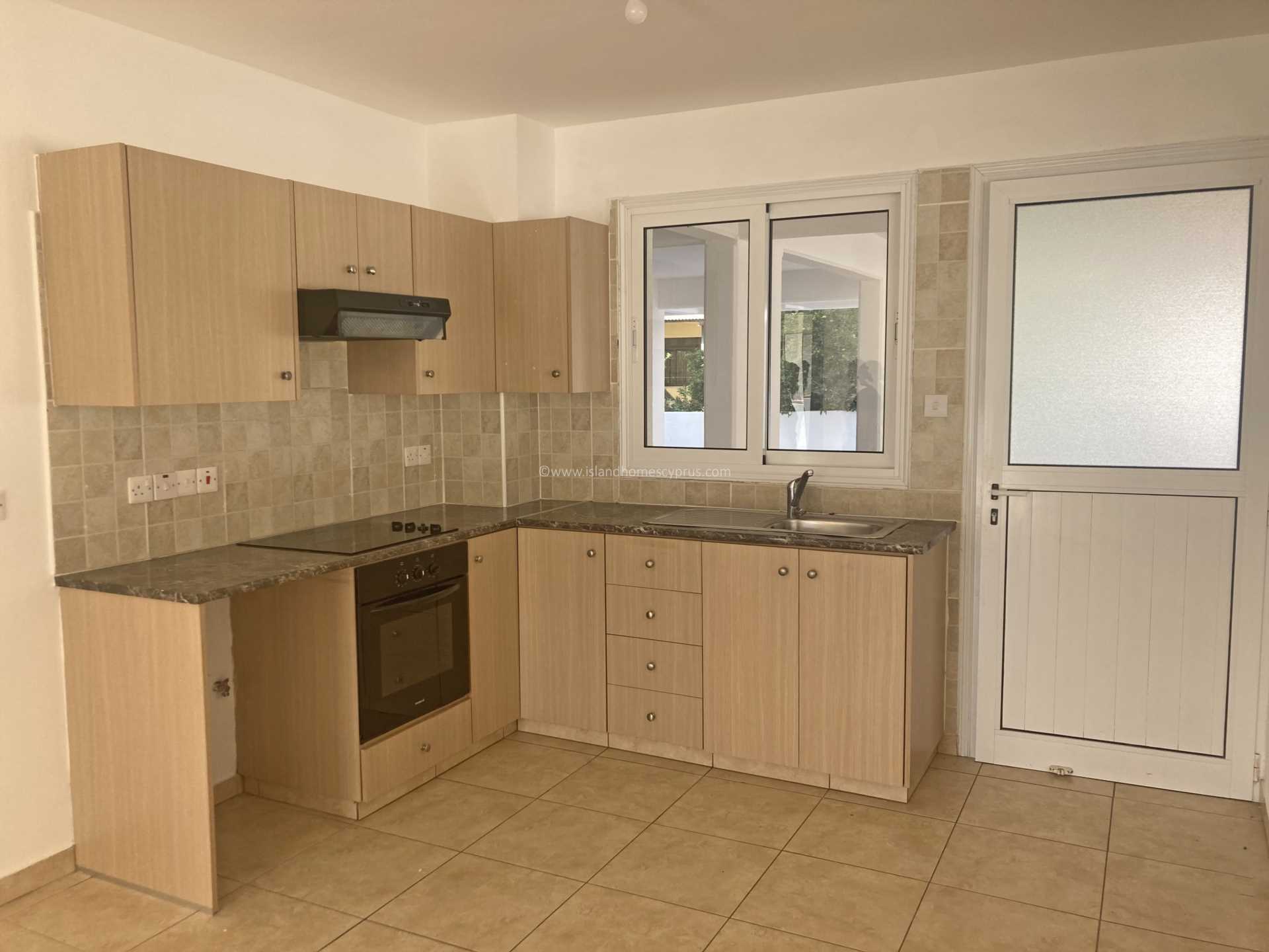 2 bedroom Apartment in Liopetri, Famagusta, Cyprus – EcL102dp
