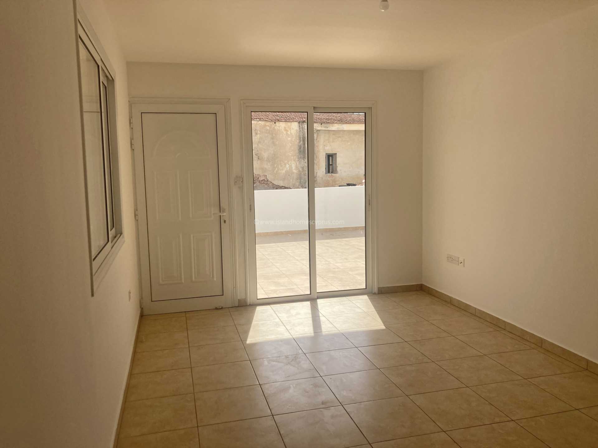 2 bedroom Apartment in Liopetri, Famagusta, Cyprus – EcL102dp