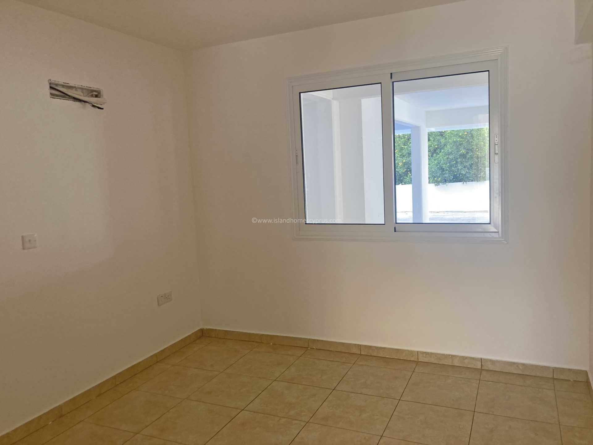 2 bedroom Apartment in Liopetri, Famagusta, Cyprus – EcL102dp