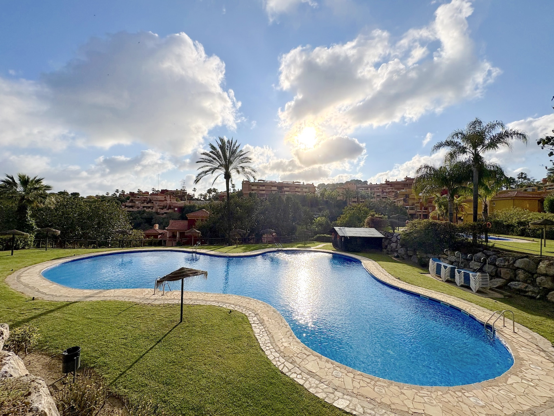 2 bedroom Apartment in Marbella, Malaga, Spain – 428-05384P