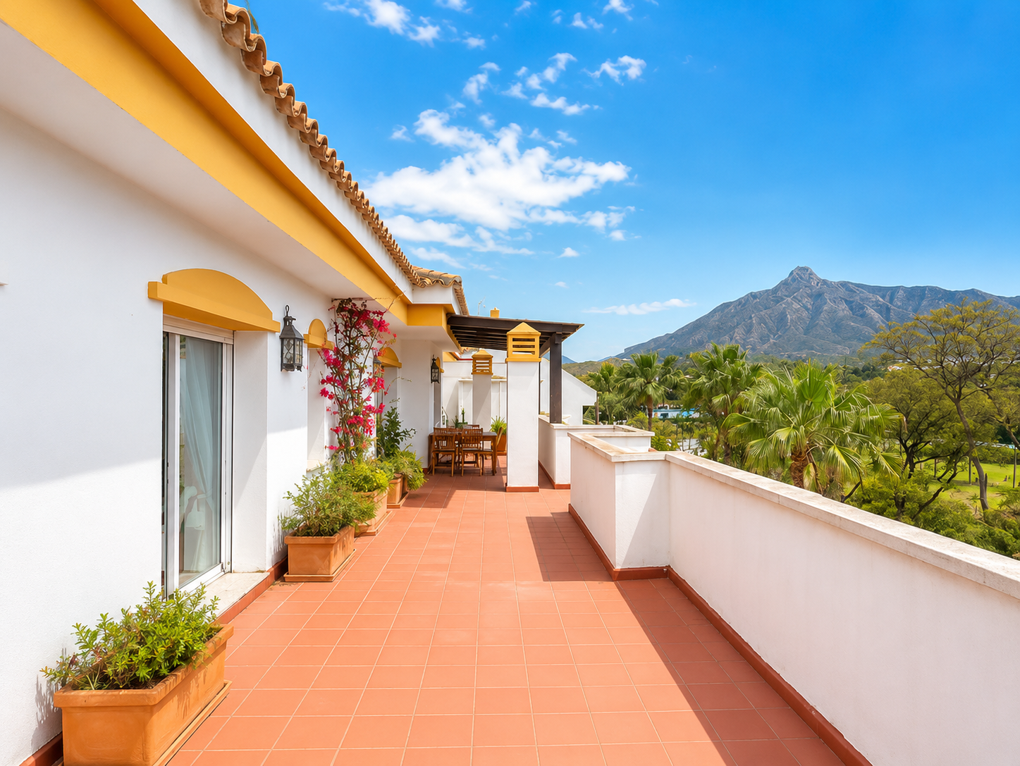 2 bedroom Penthouse in Marbella, Malaga, Spain – 428-05458P