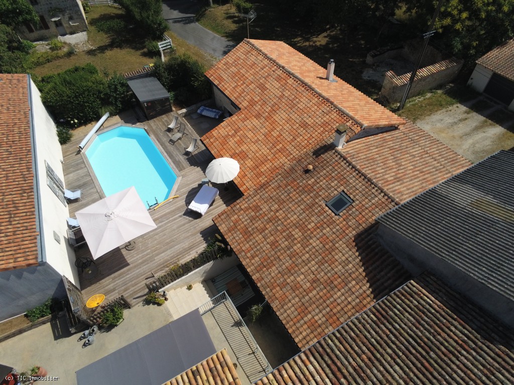 5 bedroom House in Villefagnan, France – r7524