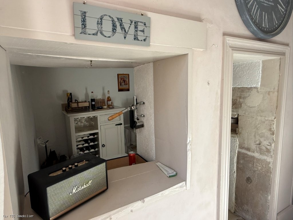 4 bedroom House in Verteuil-Sur-Charente, France – r7523