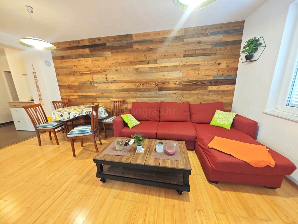 2 bedroom apartment in Dobrinj, Croatia – 103703