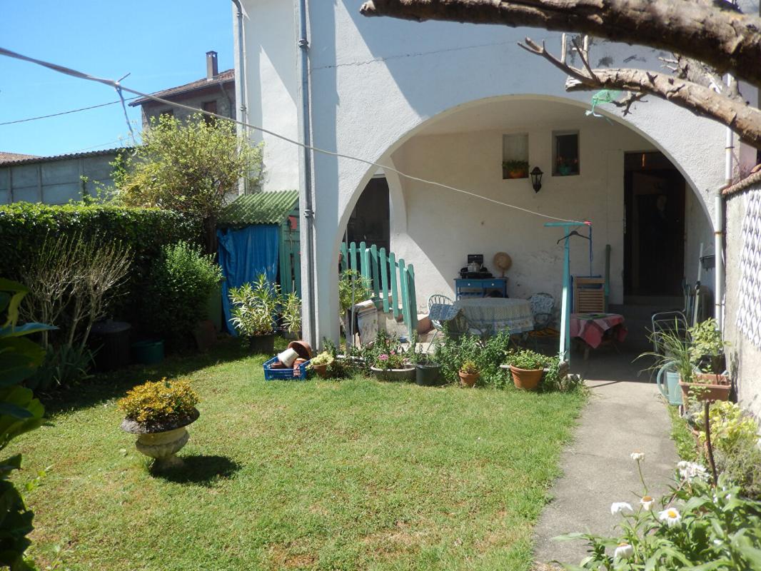 2 bedroom maison in Saint Girons, Ariège, France