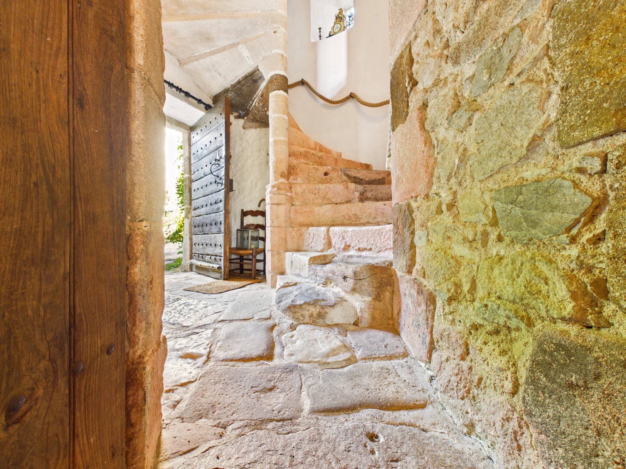 Rare opportunity to acquire a unique fortress chateau located in the heart of the Vienne., Poitou-Charentes – France – BVI67966