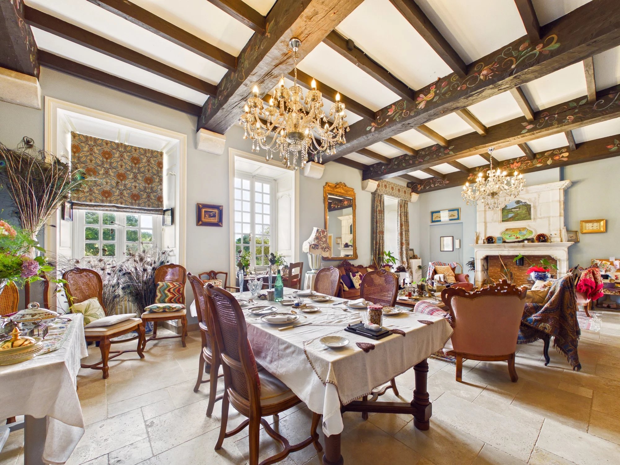 Magnificent countryside chateau, set in a private valley location, Aquitaine – France – BVI81580