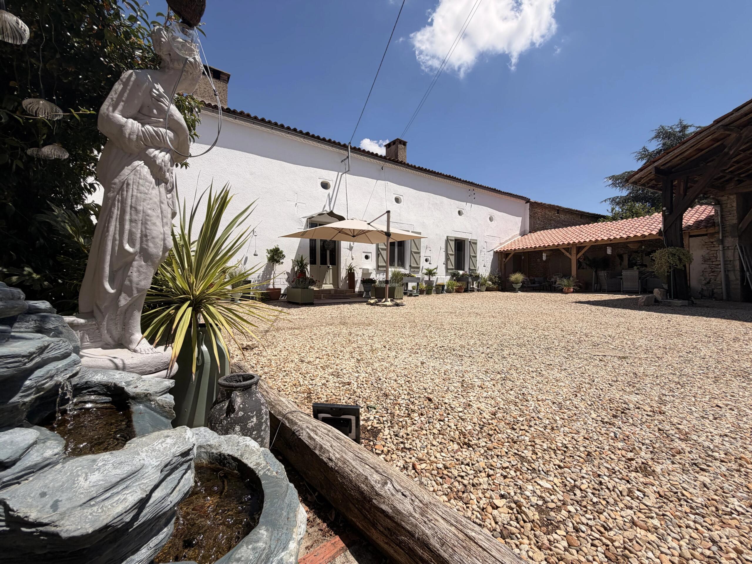 Stunning Renovated Country Property with business potential between Ruffec and Civray, Poitou-Charentes – France – BVI86292