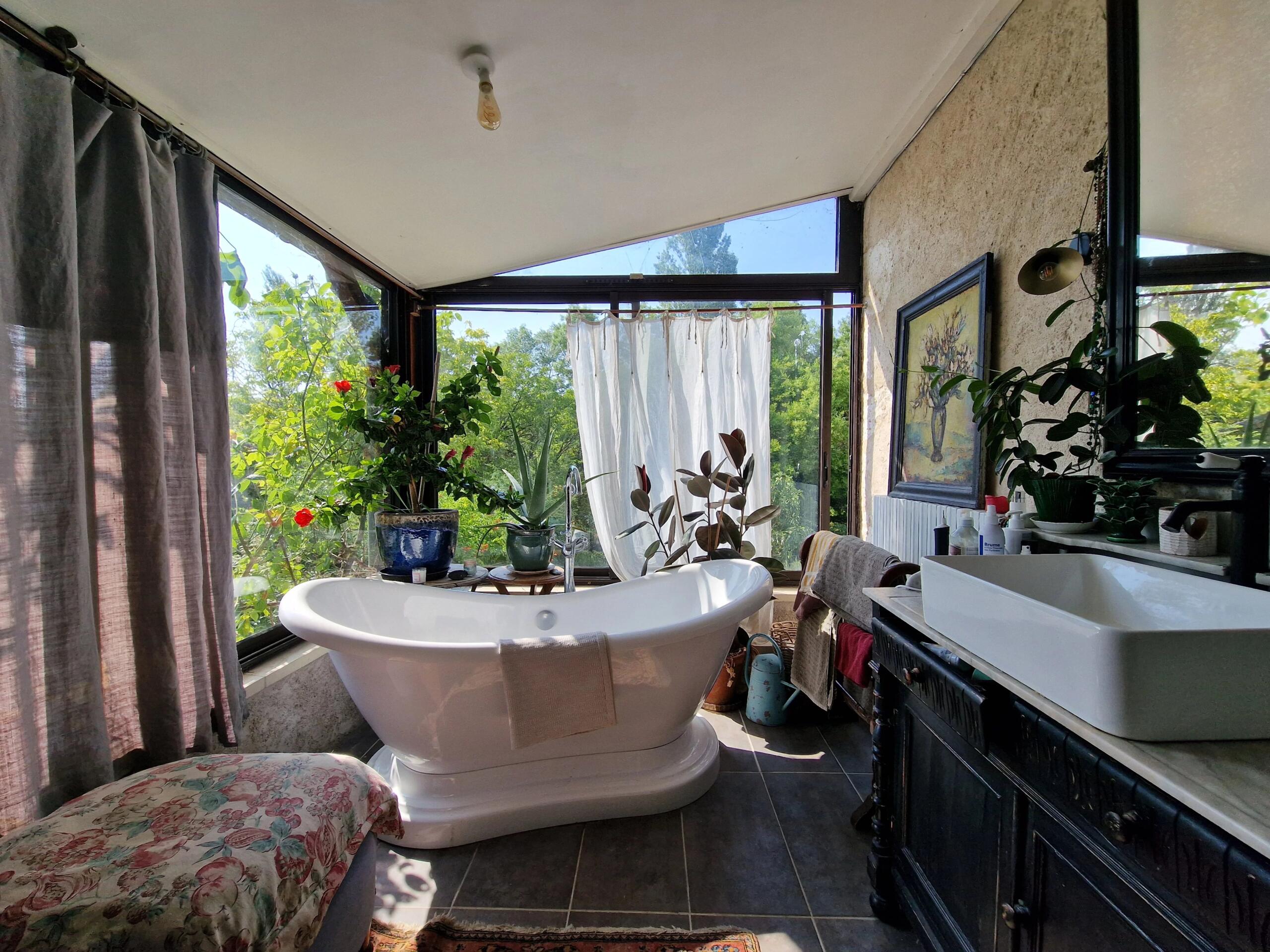 4-bed farmhouse in idyllic setting between Eymet and Bergerac, Aquitaine – France – BVI86326