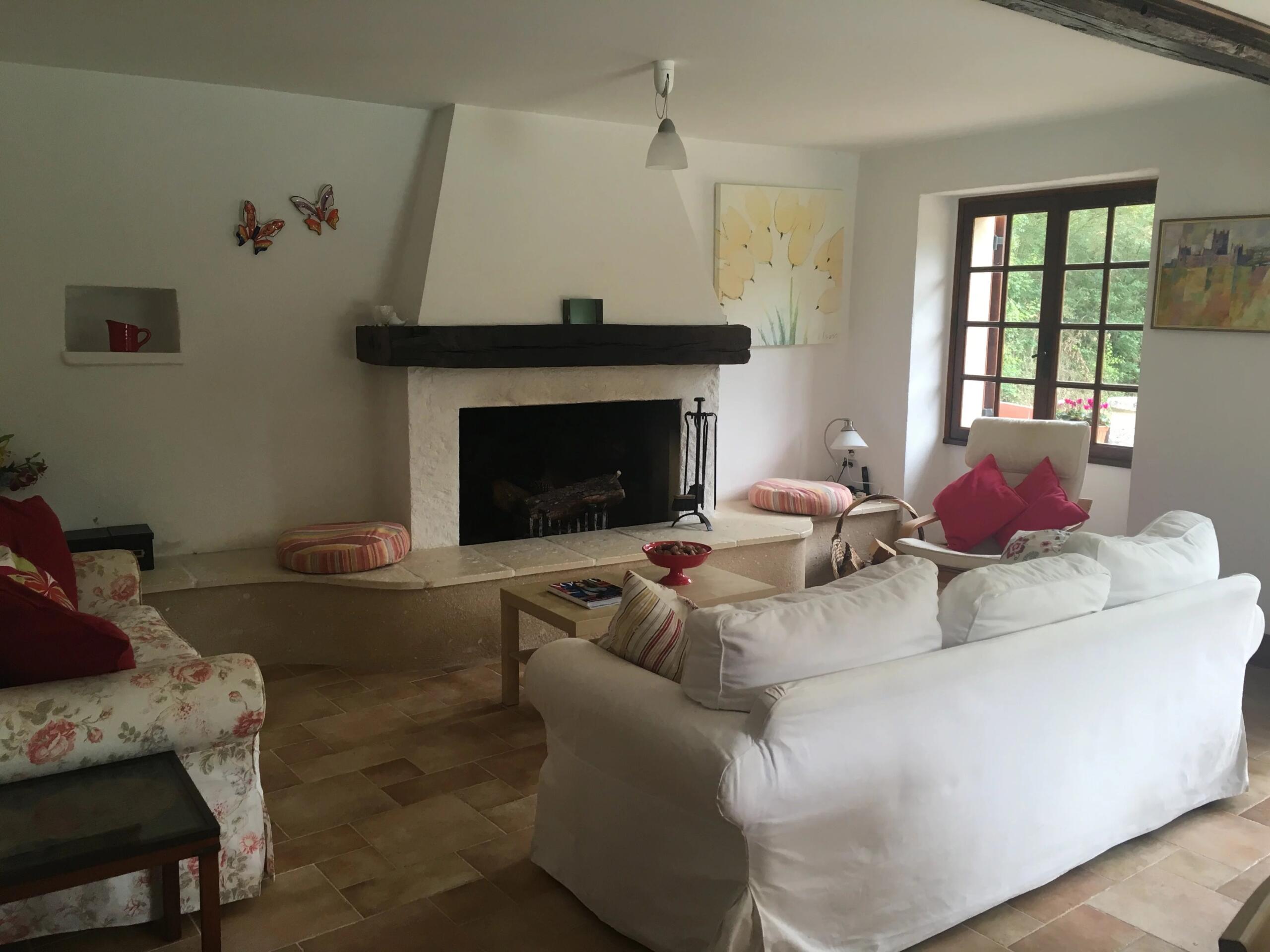 Lovely 2-bedroom house with a separate chalet and heated pool, Aquitaine – France – BVI81085