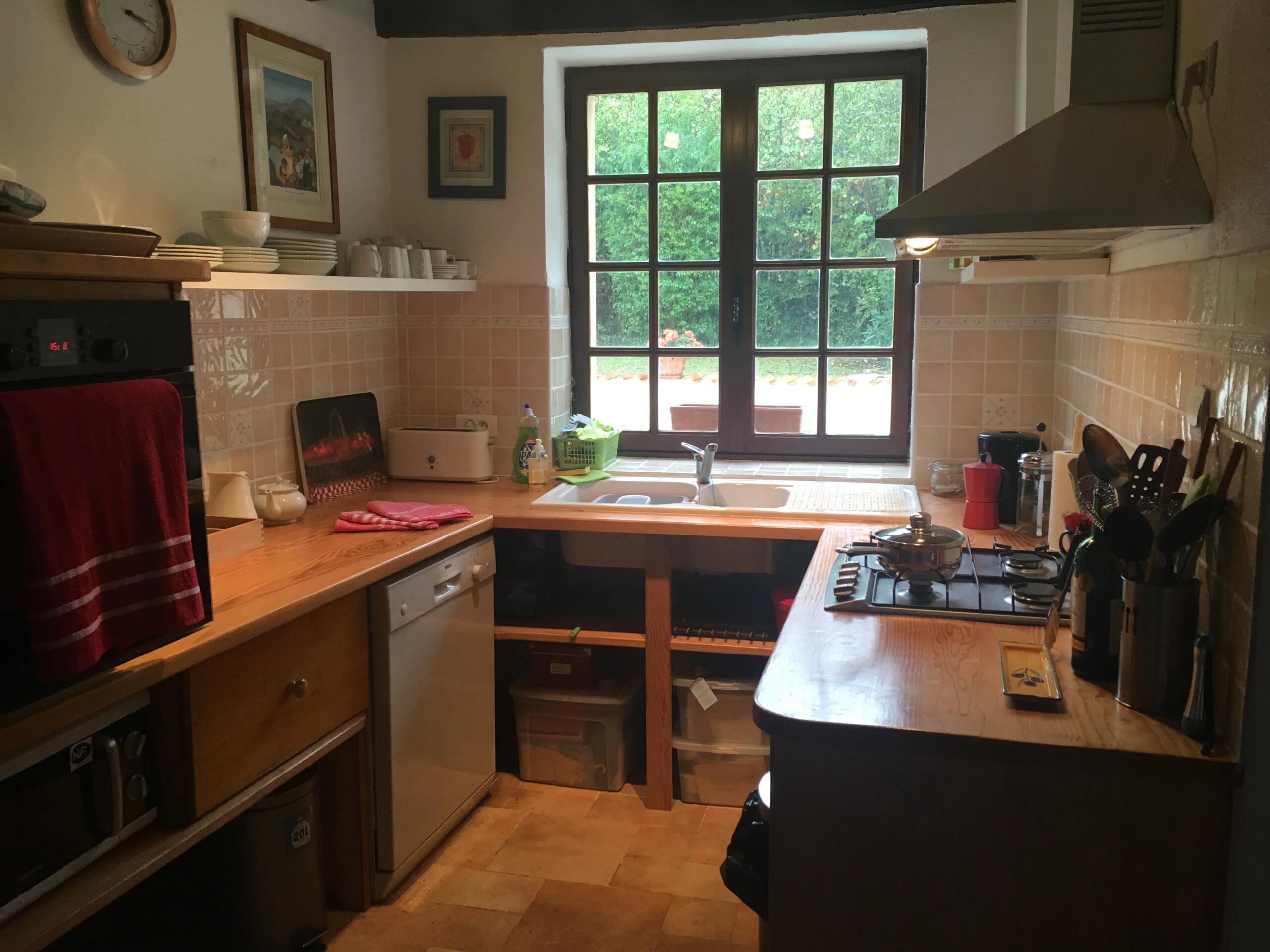 Lovely 2-bedroom house with a separate chalet and heated pool, Aquitaine – France – BVI81085