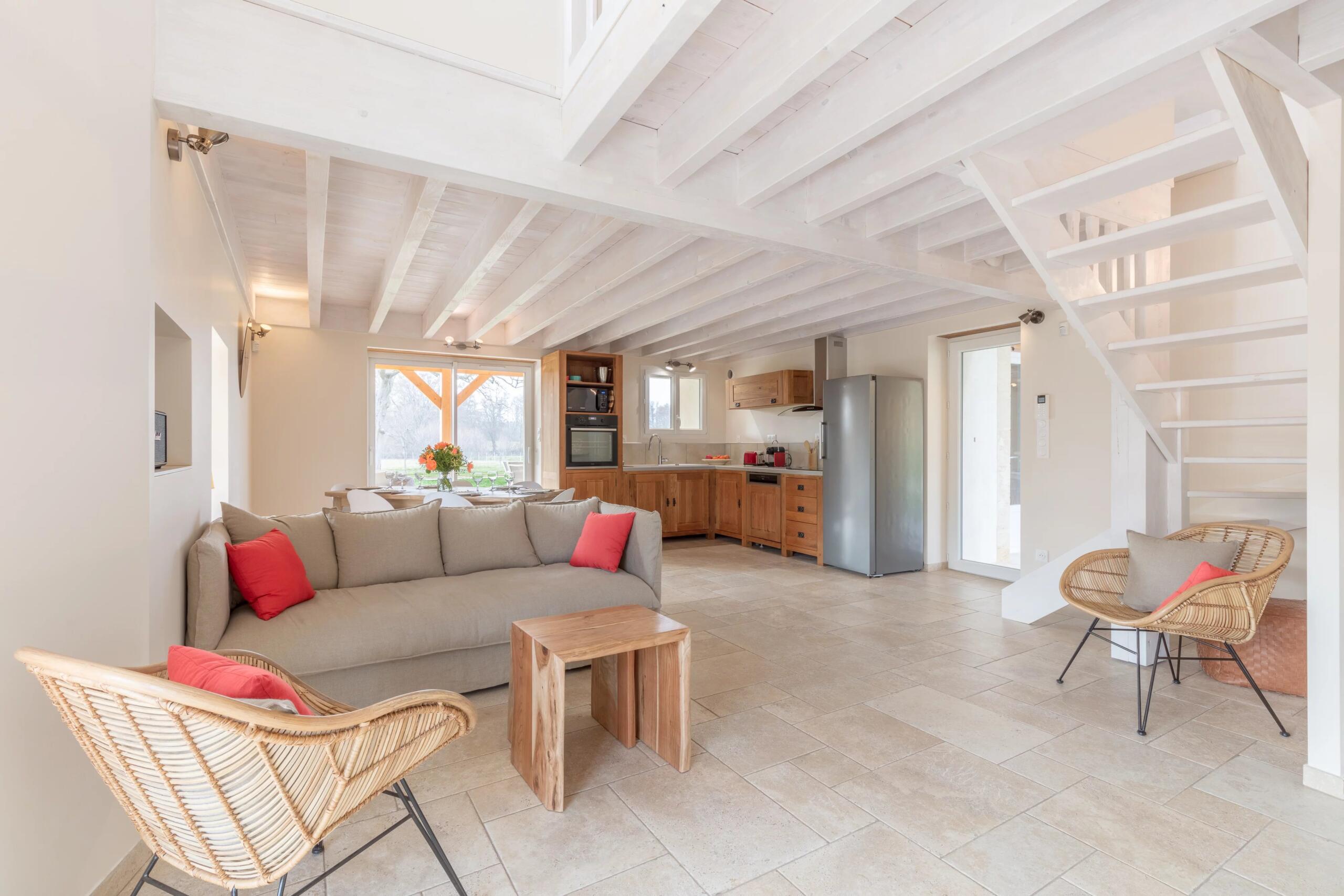 Stunning contemporary barn conversion close to Saint-Emilion, Aquitaine – France – BVI82690