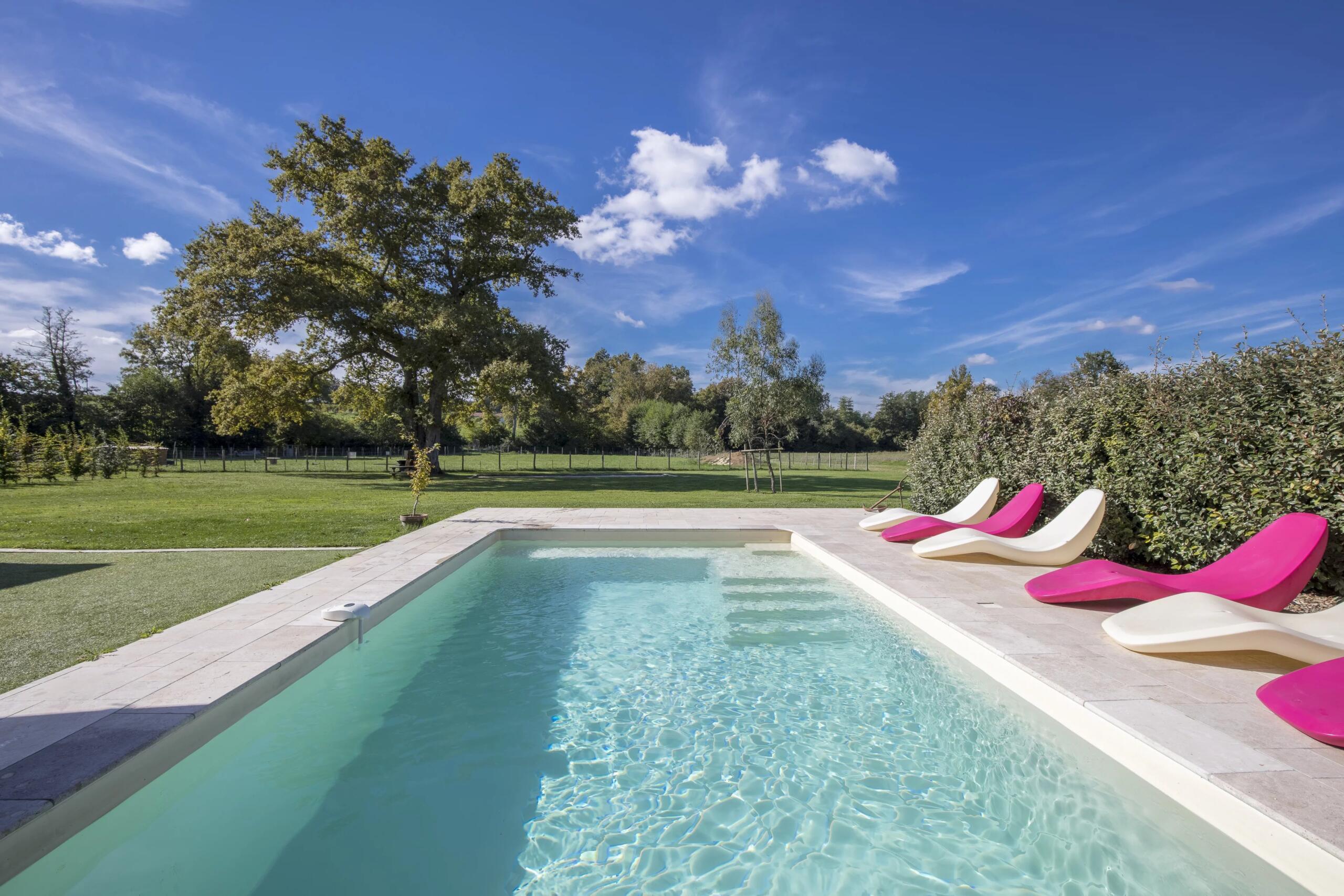 Stunning contemporary barn conversion close to Saint-Emilion, Aquitaine – France – BVI82690