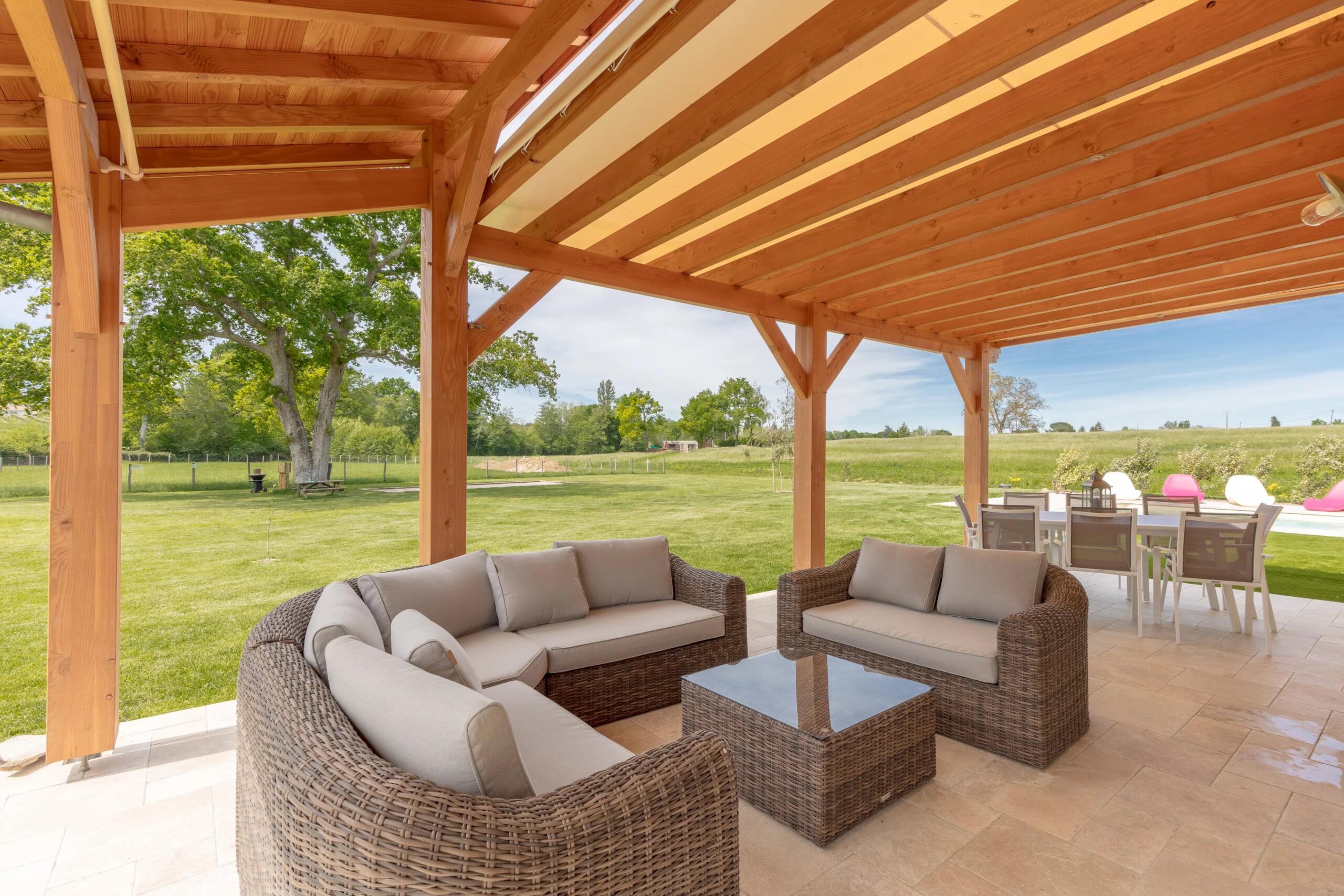 Stunning contemporary barn conversion close to Saint-Emilion, Aquitaine – France – BVI82690