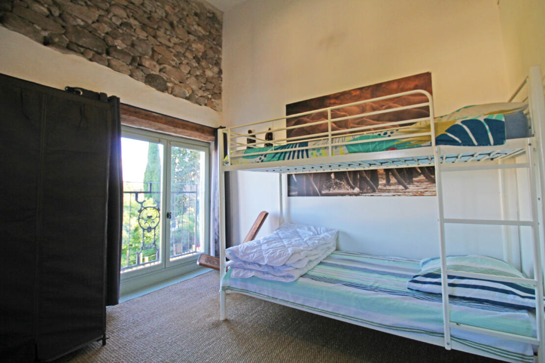 Beautifully renovated Maison de Vigneron with gîte and pool in the pretty village of Bellegarde