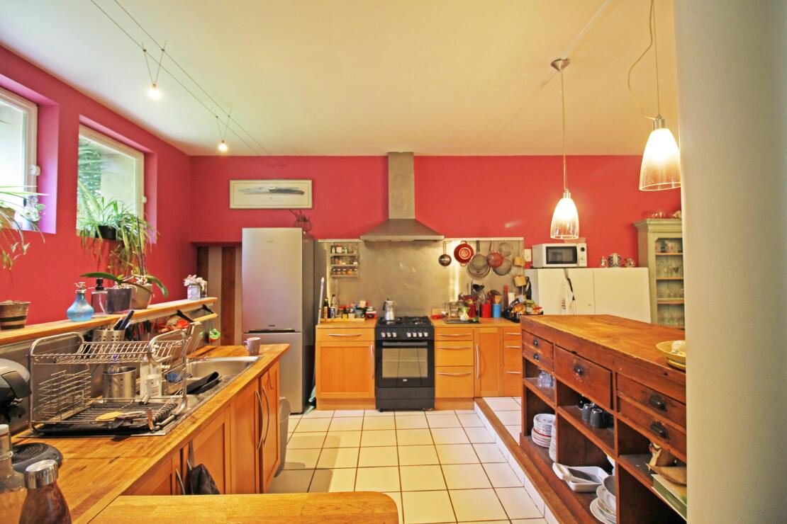 Tranquil domaine amongst mature gardens with independent gite, a short walk from Caraman near Toulouse