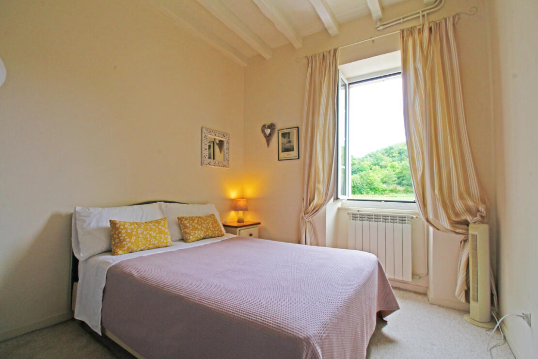 Beautiful domaine with large mature garden, two gîtes and a pool, minutes from the pretty town of Mirepoix