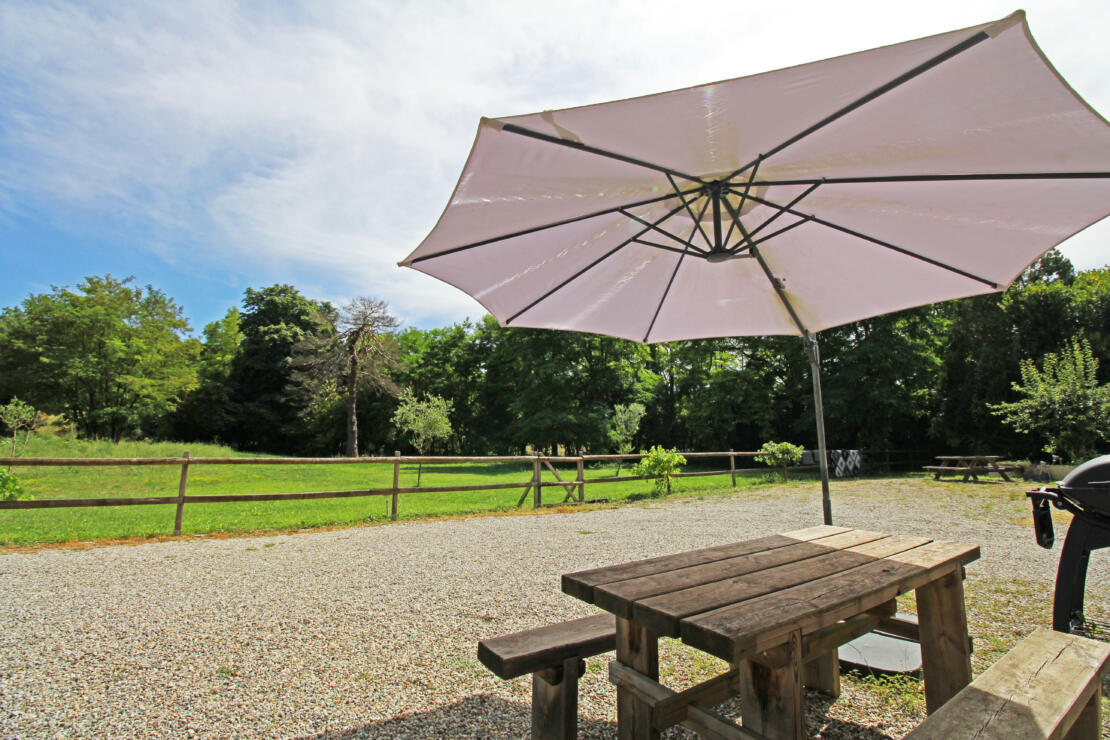 Beautiful domaine with large mature garden, two gîtes and a pool, minutes from the pretty town of Mirepoix