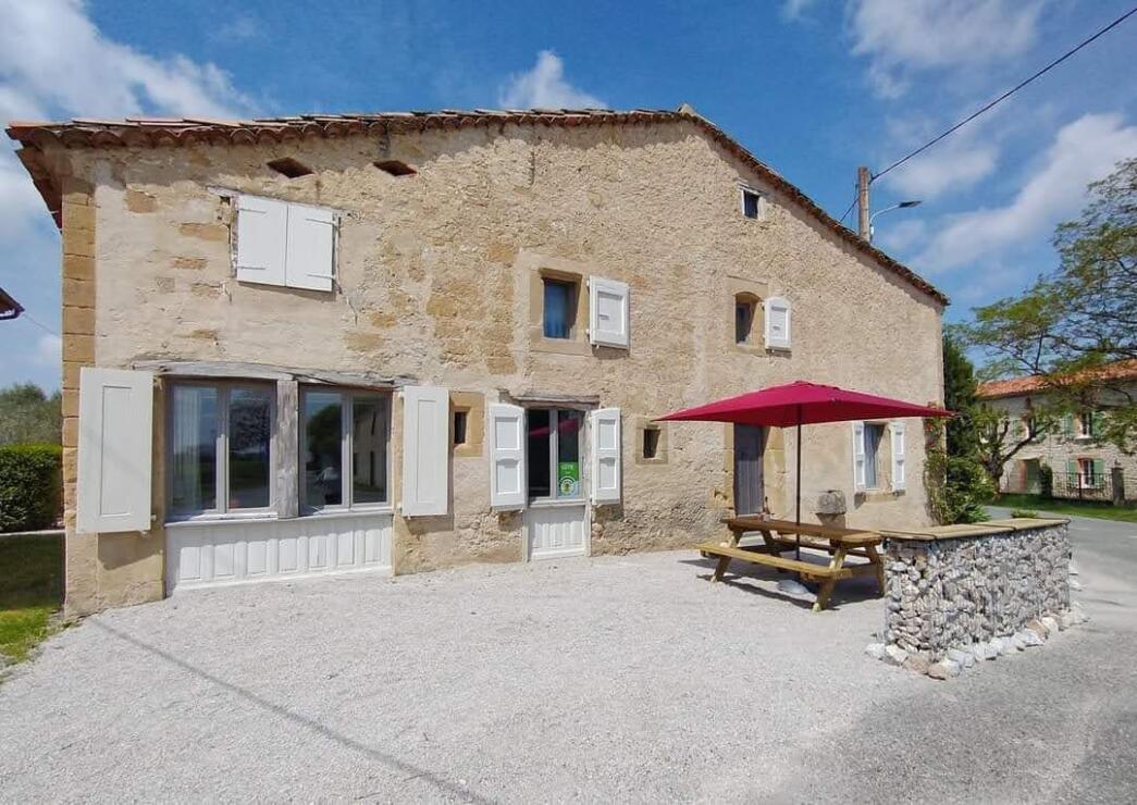 Your dream French property in a charming setting, Pyrenean views, gîte, pool and garden 15 mins from Lavaur