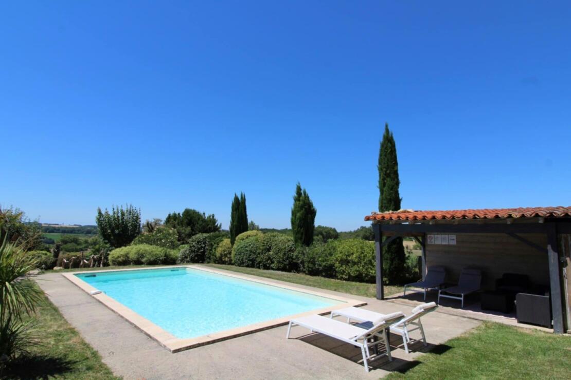 Your dream French property in a charming setting, Pyrenean views, gîte, pool and garden 15 mins from Lavaur