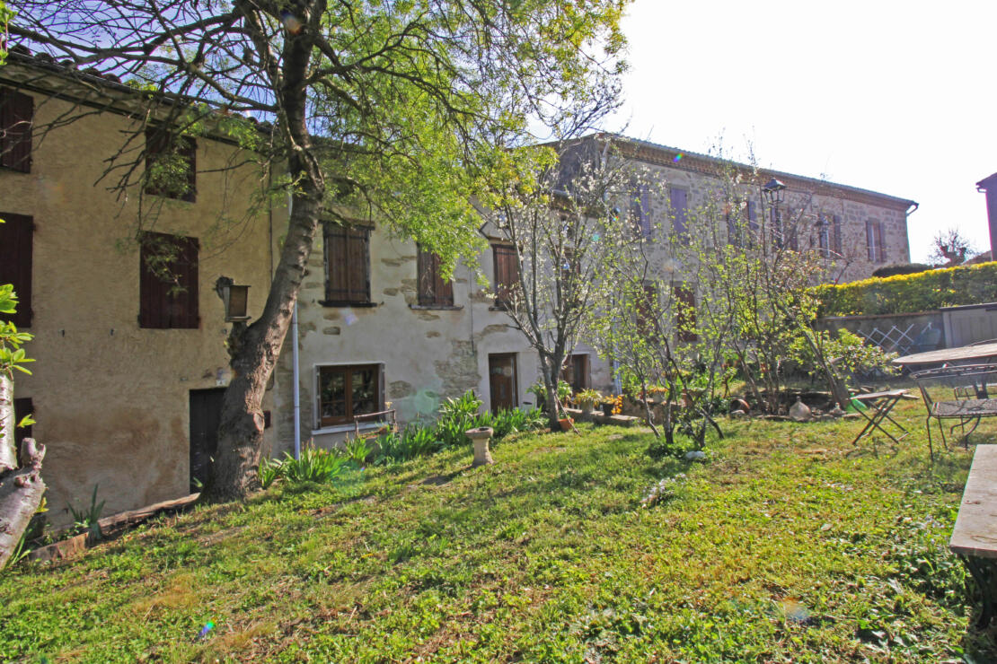 Charming, comfortable, stone village house with front garden and spacious rear terrace near Castelnaudary