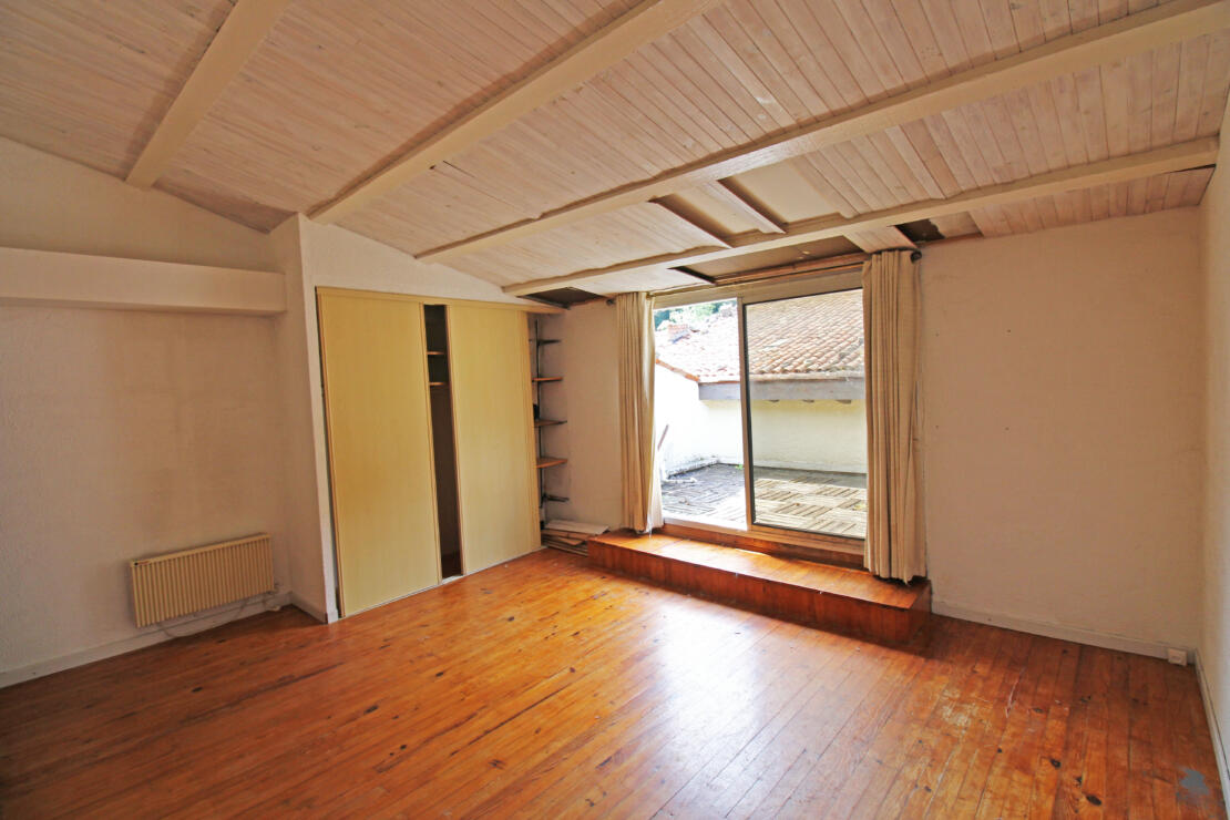 Spacious village property to be renovated with roof terrace on a charming street, near popular town of Revel