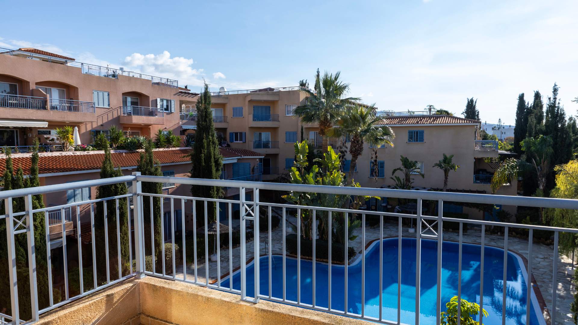 2 bedroom Apartments / Penthouses in Peyia, Paphos, Cyprus – A-PG-BLK-B-205
