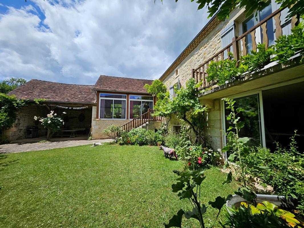 4 bedroom maison in Cubjac Auvezere Val D Ans, Dordogne, France