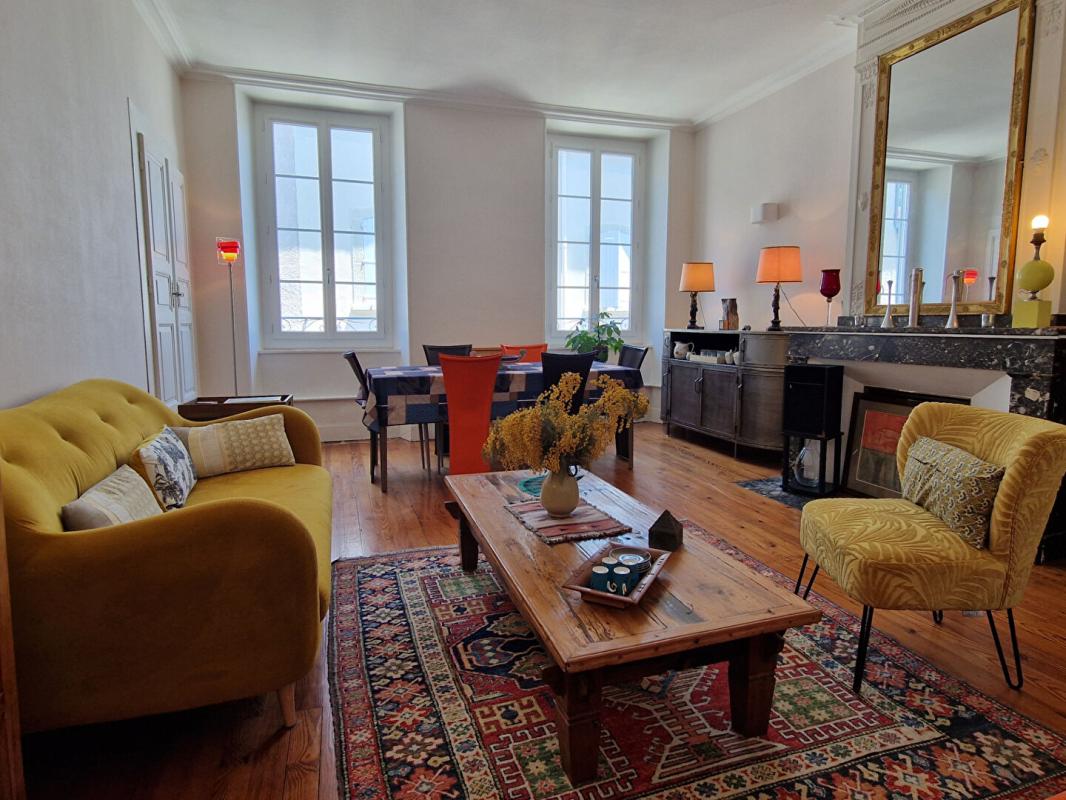 3 bedroom t4 in Foix, Ariège, France