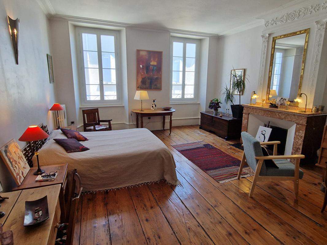 3 bedroom t4 in Foix, Ariège, France