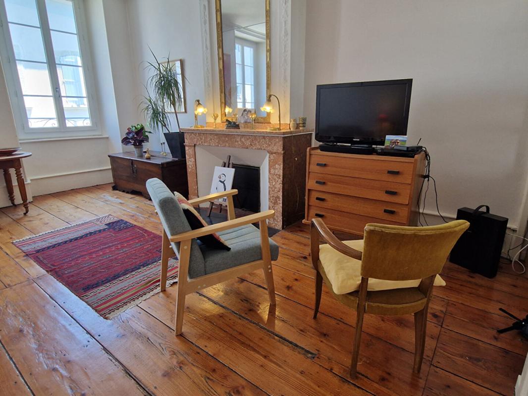 3 bedroom t4 in Foix, Ariège, France
