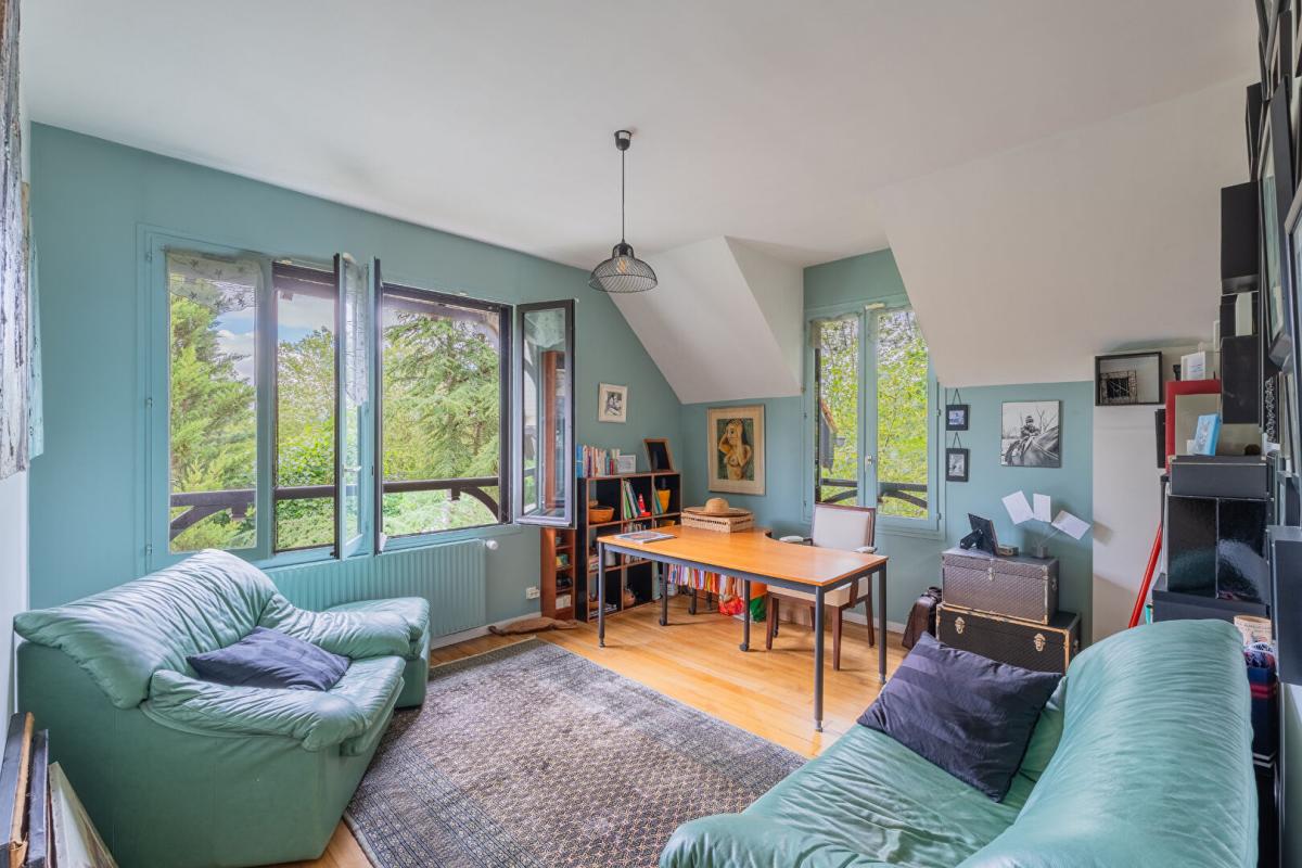 7 bedroom manoir in Saint Maur Des Fosses, Val-de-Marne, France
