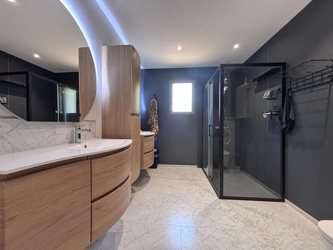 2 bedroom maison in Nanteuil En Vallee, Charente, France