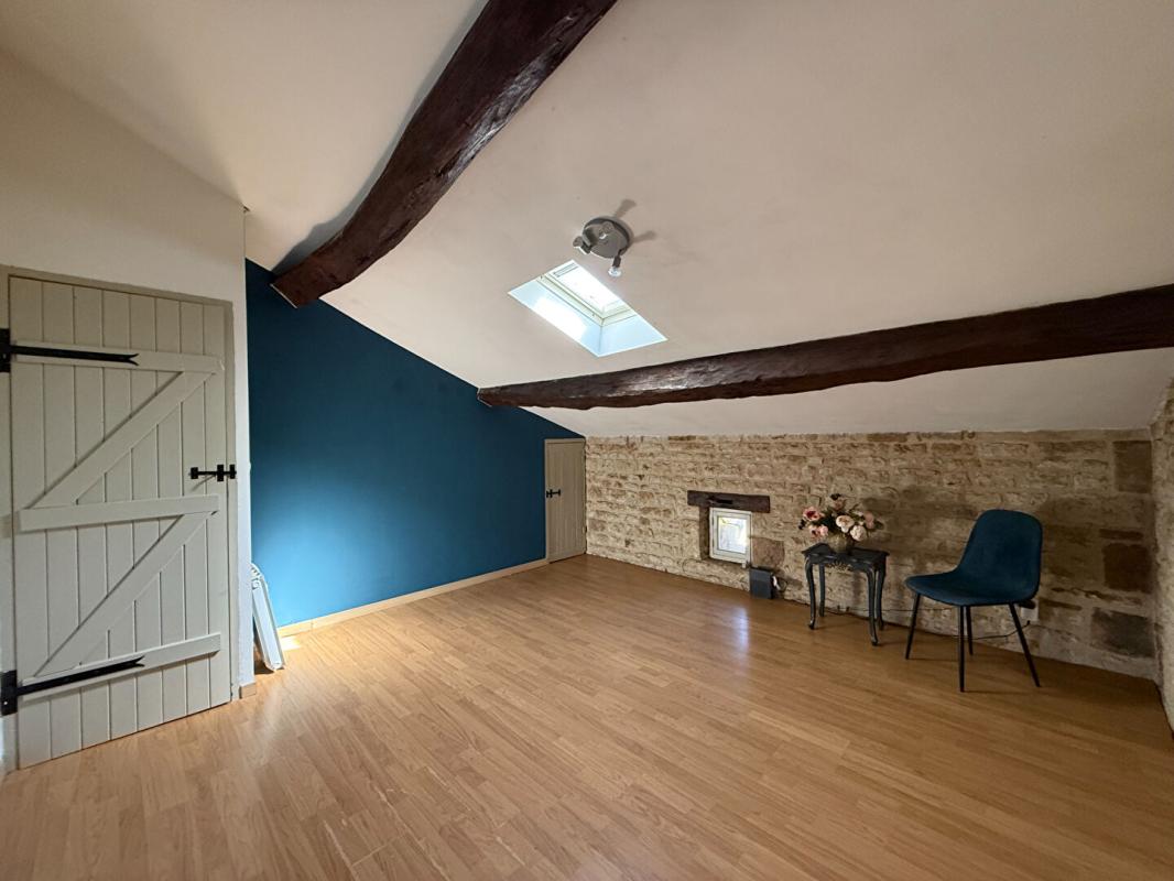 7 bedroom propriete in Valdelaume, Deux-Sèvres, France