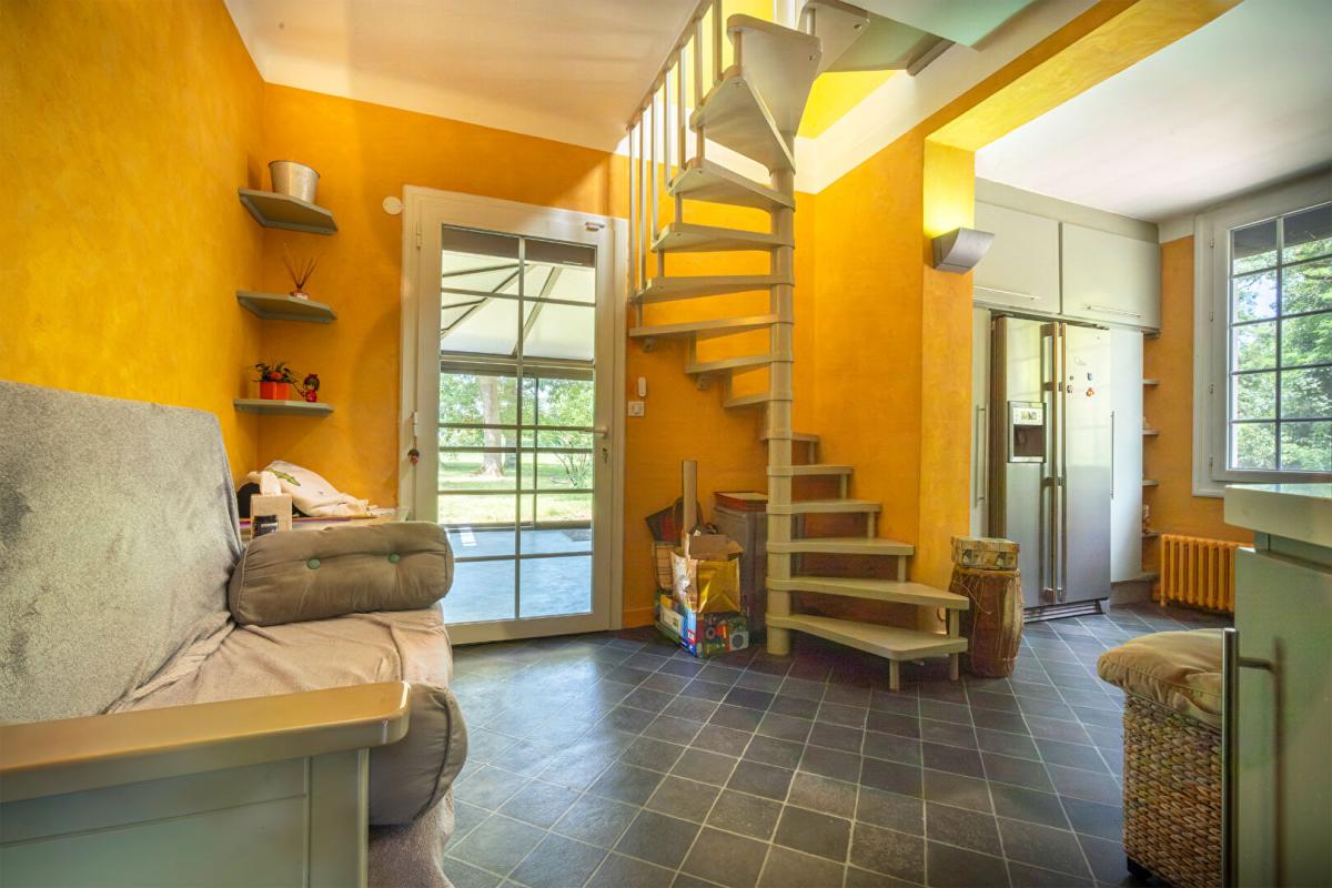 6 bedroom villa in Negrepelisse, Tarn-et-Garonne, France