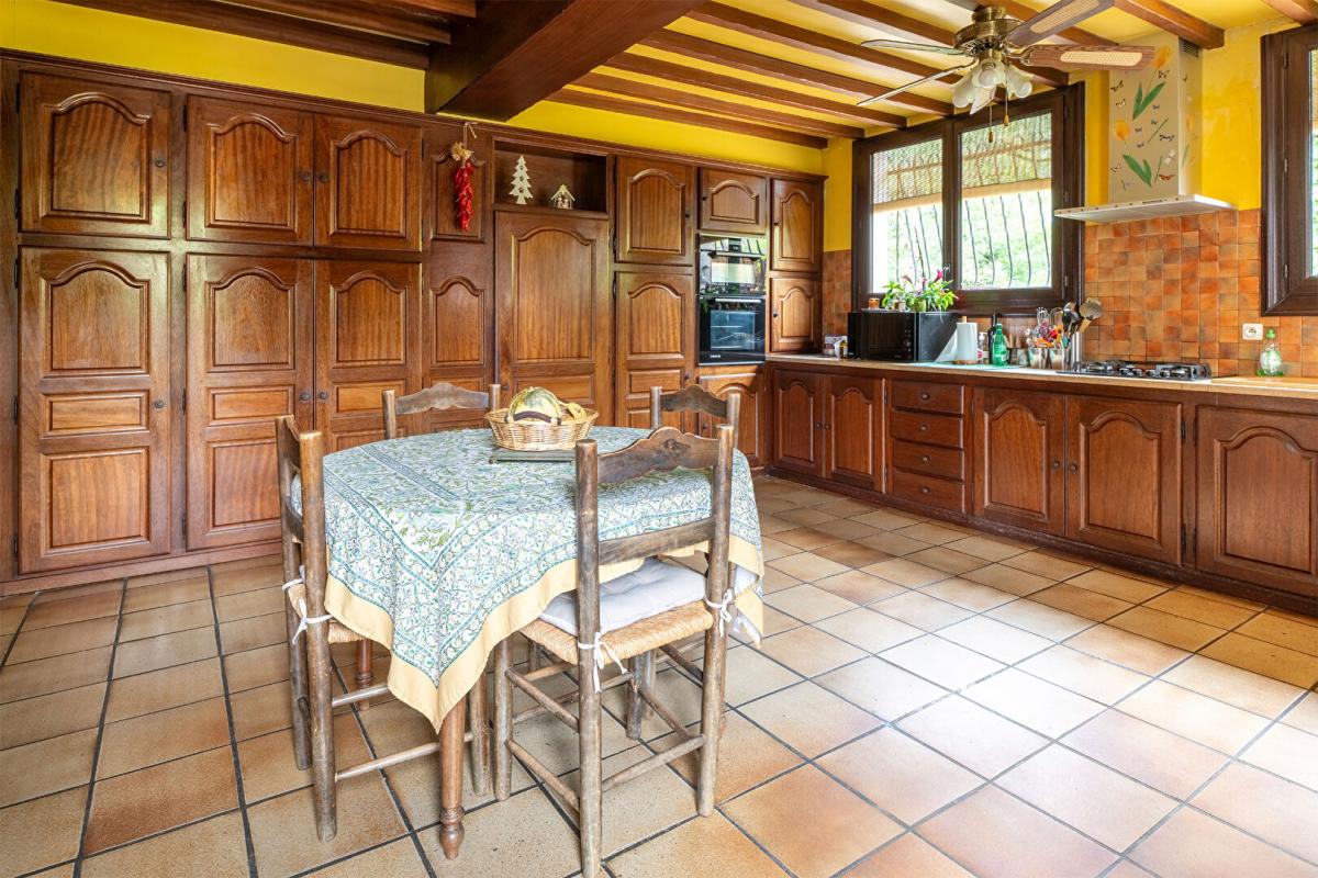 6 bedroom villa in Negrepelisse, Tarn-et-Garonne, France