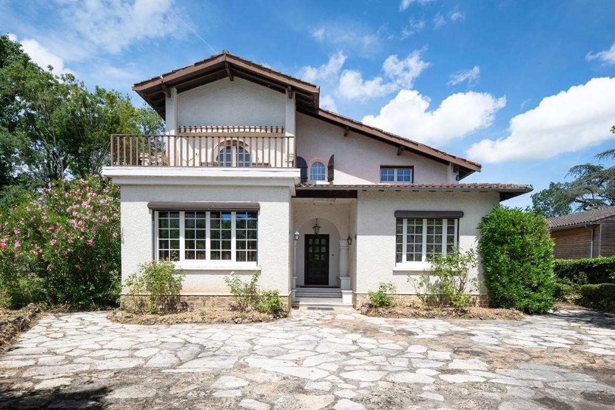 6 bedroom villa in Negrepelisse, Tarn-et-Garonne, France