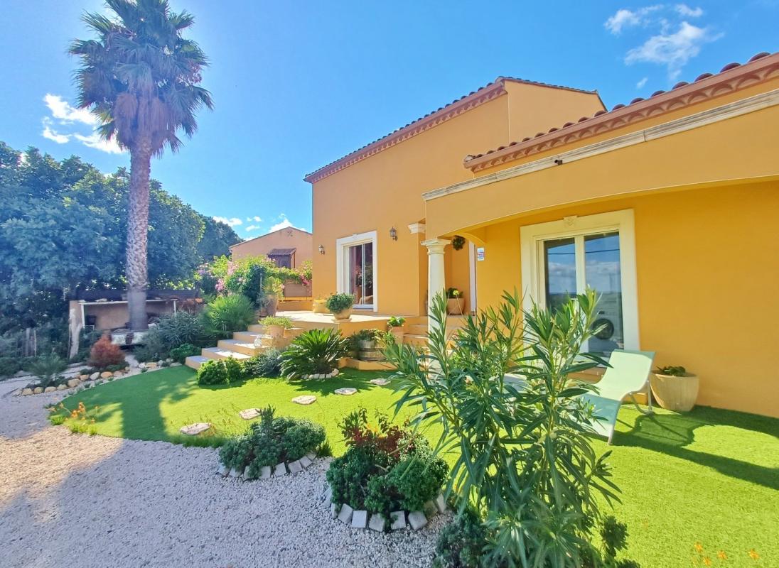 4 bedroom villa in Puissalicon, Hérault, France