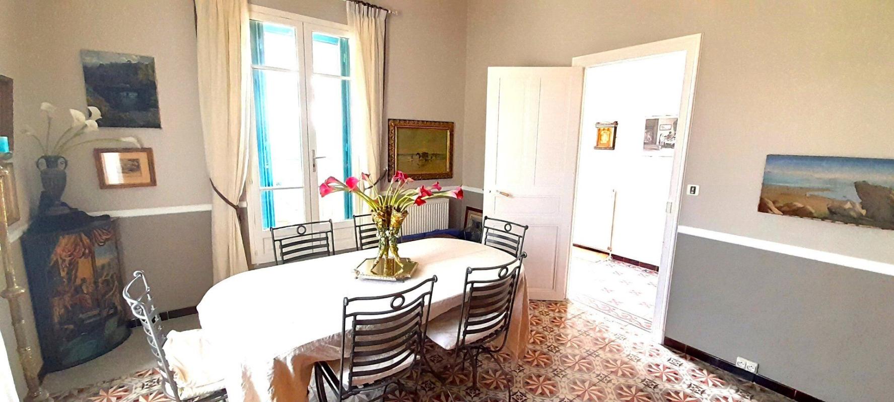 5 bedroom maison in Magalas, Hérault, France