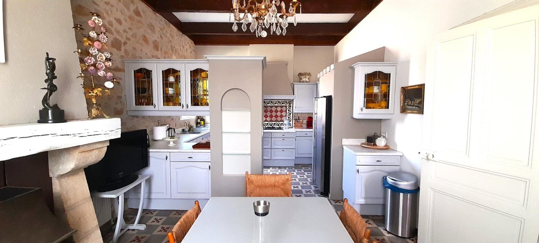 5 bedroom maison in Magalas, Hérault, France