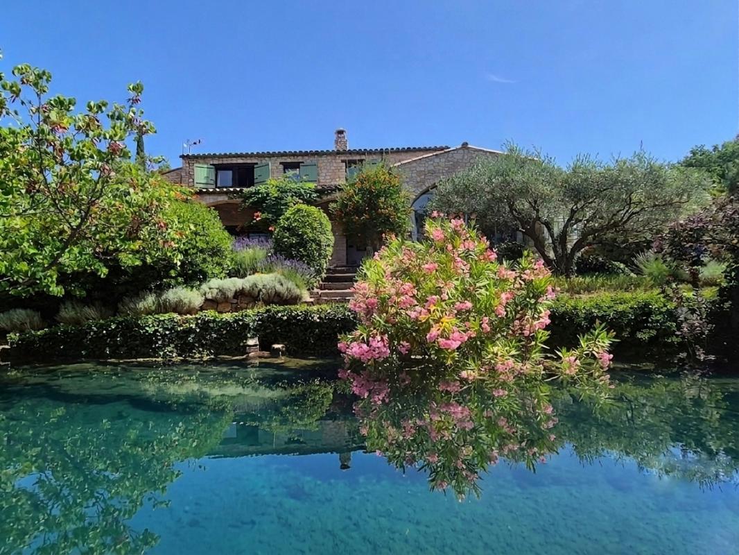 4 bedroom maison de campagne in Soubes, Hérault, France
