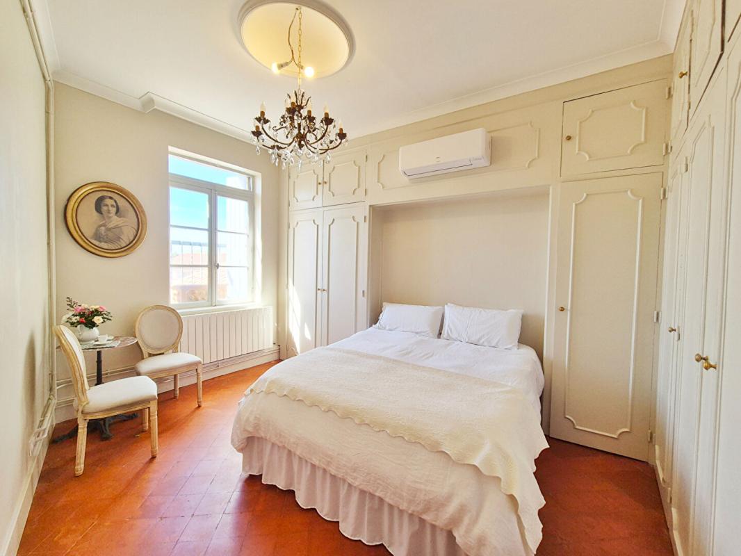 4 bedroom duplex/triplex in Beziers, Hérault, France