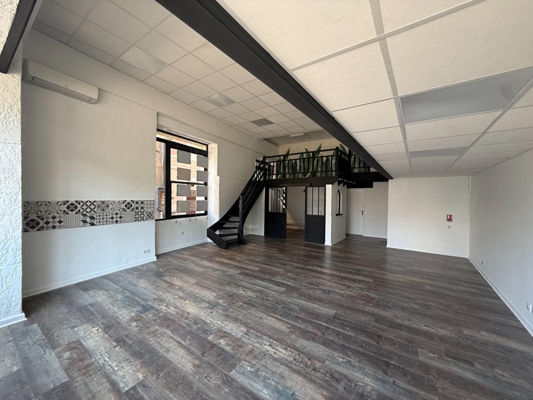 local commercial in Cavaillon, Vaucluse, France