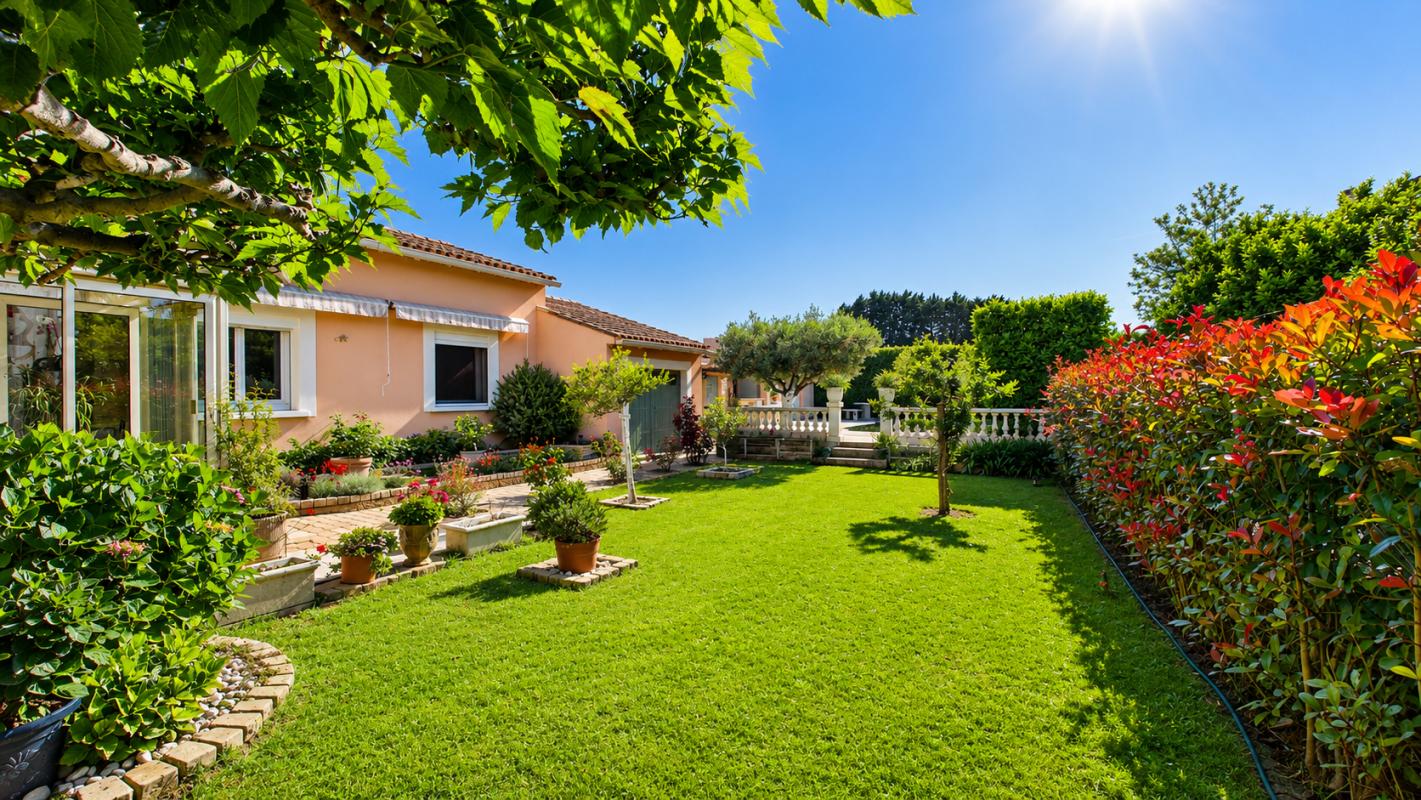 5 bedroom maison in Sauveterre, Gard, France