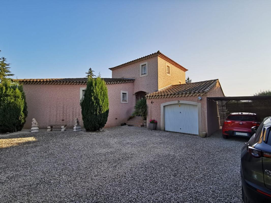 5 bedroom villa in Sauveterre, Gard, France