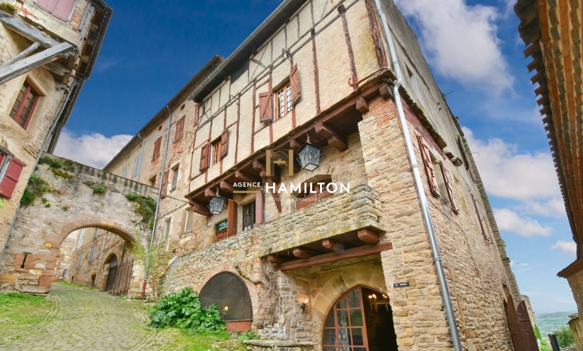 2 bedroom maison de village in Cordes Sur Ciel, Tarn, France