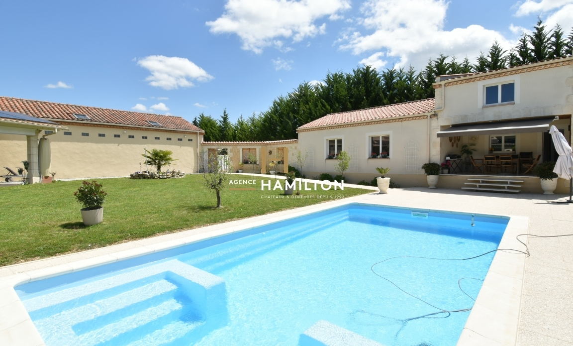 6 bedroom maison situee en campagne in Cordes Sur Ciel, Tarn, France