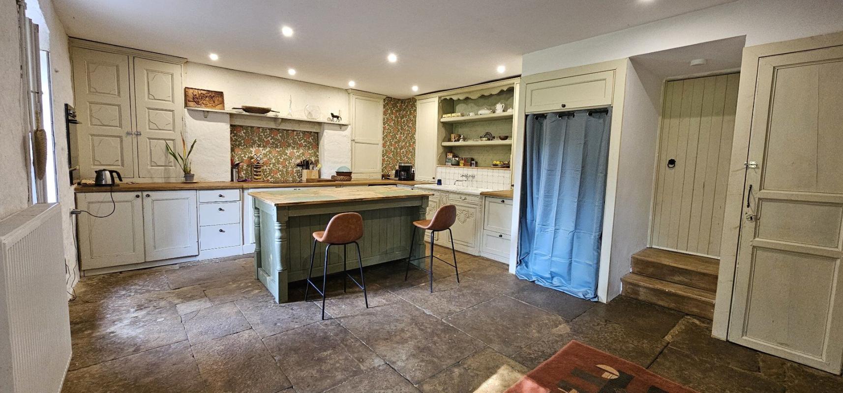 3 bedroom maison in Promilhanes, Lot, France