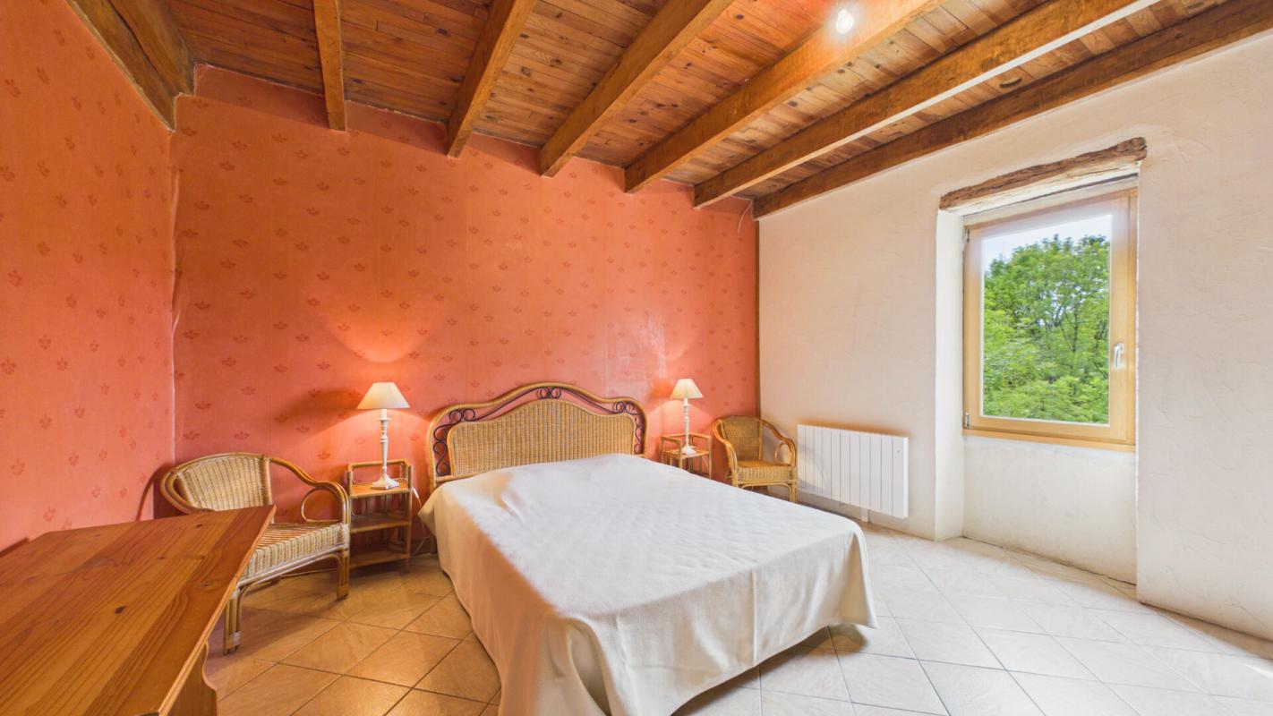 4 bedroom maison in Larroque Toirac, Lot, France
